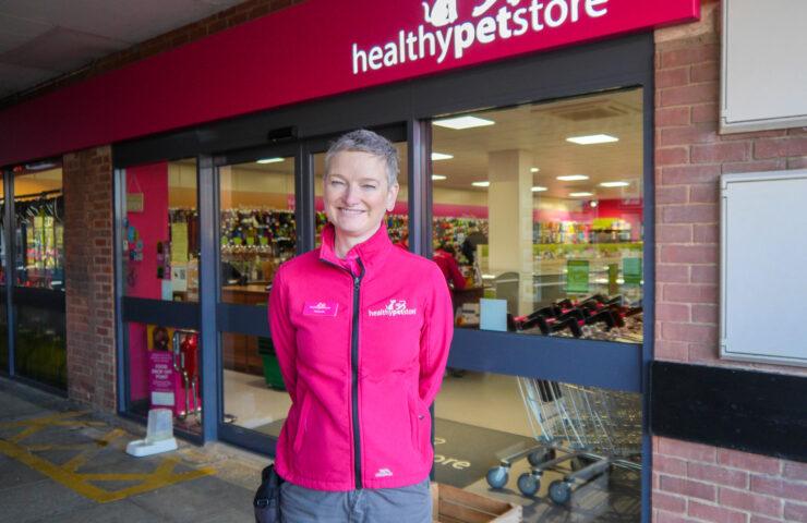 Deborah Burrows at Healthy Pet Store